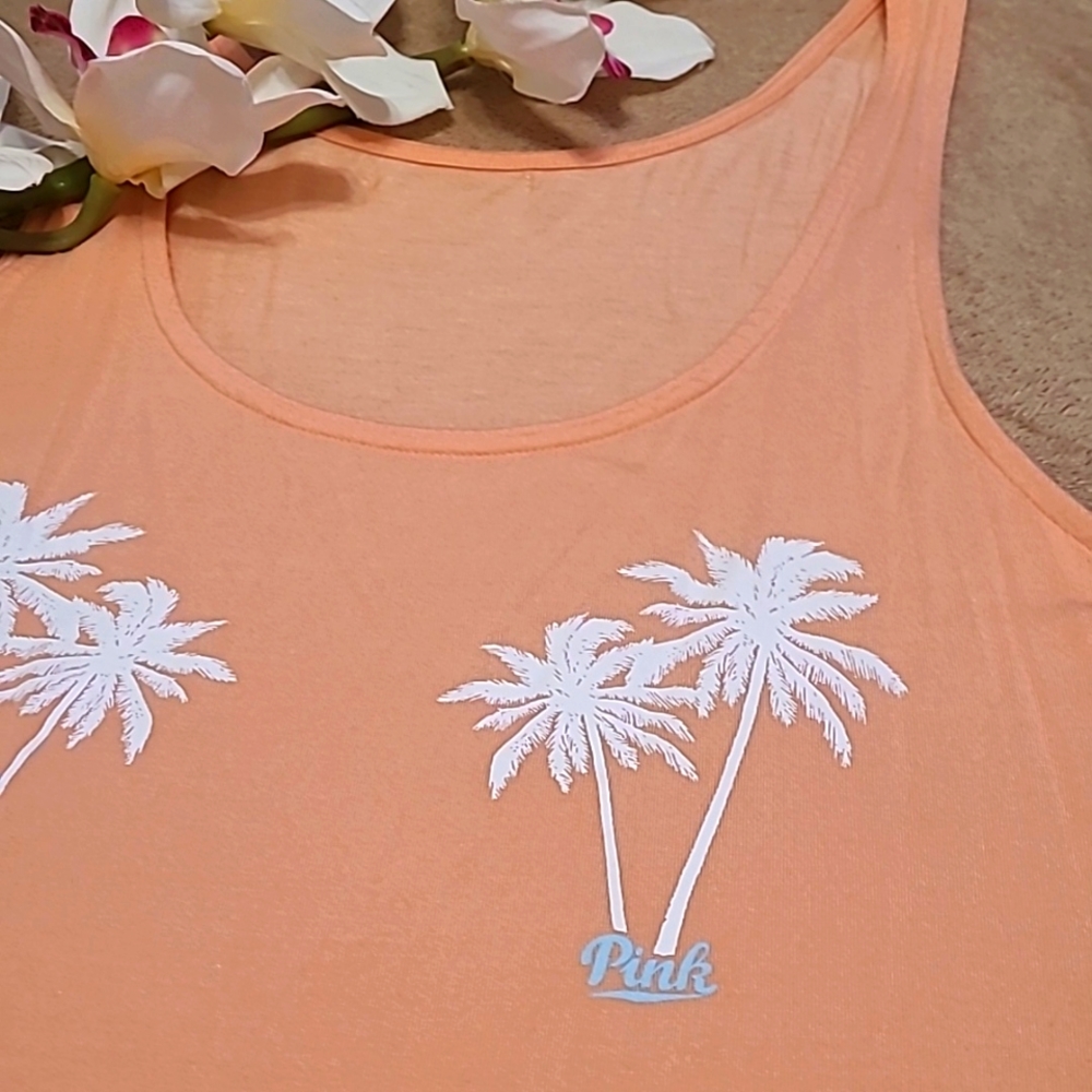 NWOT - PINK VS Tank Top - Picture 3 of 6